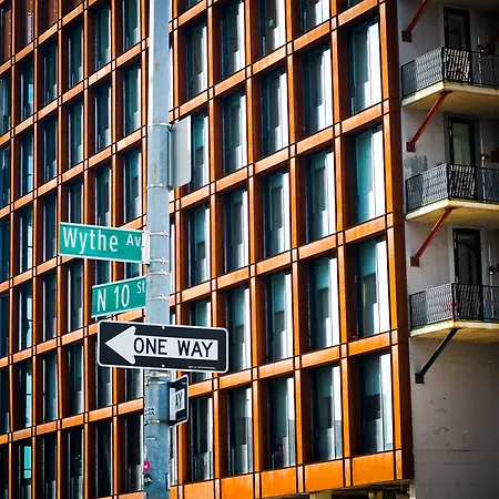 Hotel Arlo Williamsburg
