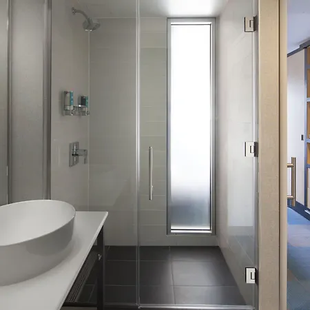 Hotel Aloft By Marriott Long Island City-Manhattan View 4*