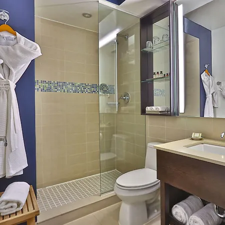 Hayden Hotel 4*