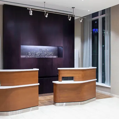 Hotel Courtyard By Marriott Queens/fresh Meadows