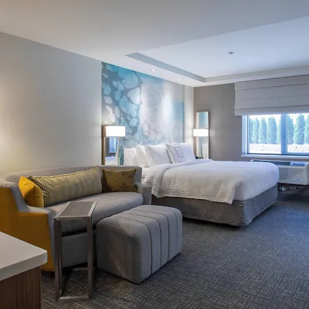 Courtyard By Marriott Queens/fresh Meadows Hotel New York