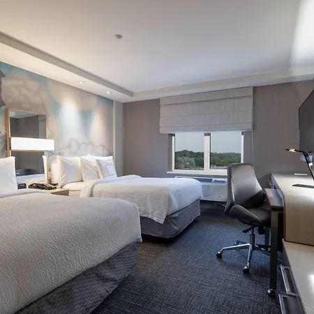 Courtyard By Marriott Queens/fresh Meadows Hotel