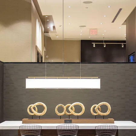 Courtyard By Marriott Queens/fresh Meadows Hotel
