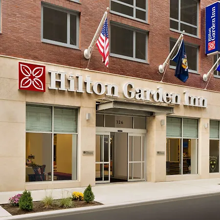 Hilton Garden Times Square South 3*