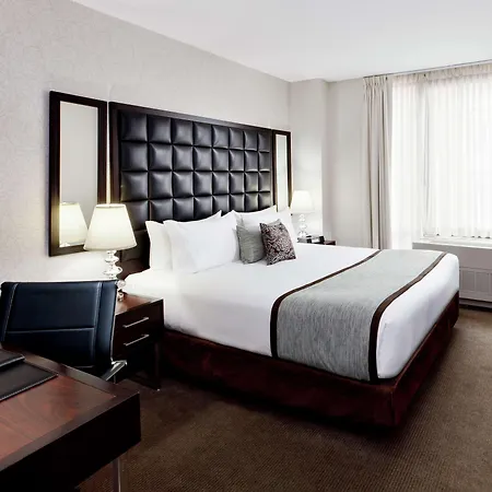 Distrikt City, Tapestry Collection By Hilton Hotel