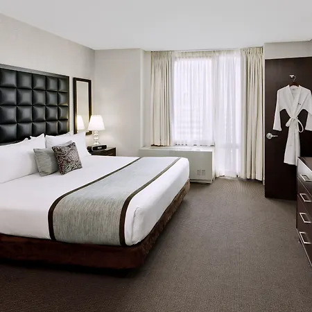 Distrikt City, Tapestry Collection By Hilton