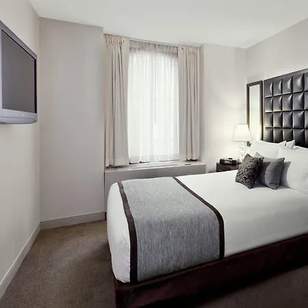 Distrikt City, Tapestry Collection By Hilton Hotel 4*
