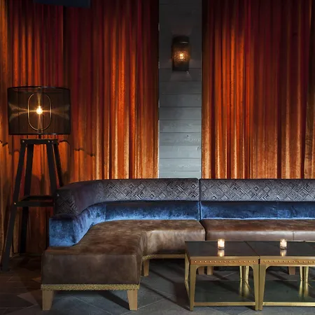 Hotel Moxy Nyc Times Square 3*