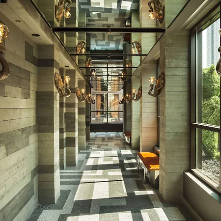 Moxy Nyc Times Square Hotel New York