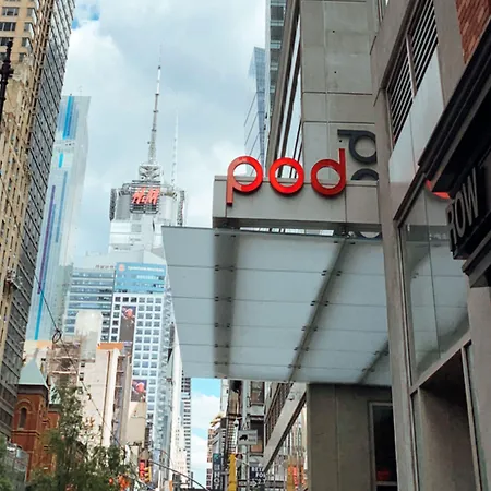 Pod Times Square