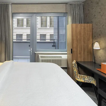 Courtyard By Marriott World Trade Center Area Hotel New York