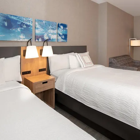 Courtyard By Marriott World Trade Center Area Hotel