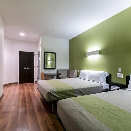 Hotel Feather Factory 3*