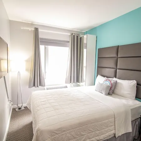 Canal Loft Hotel 2*