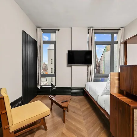 Freeman 1001 By Rove Travel - With Shared Amenities