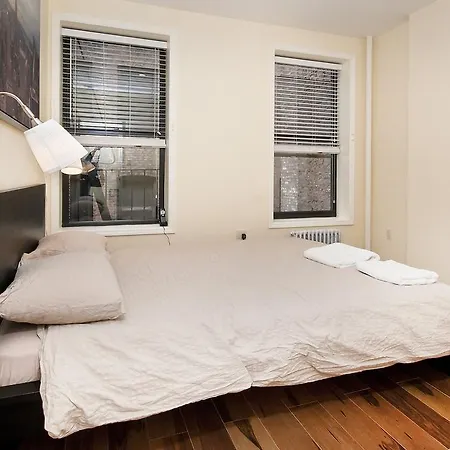 Cozy Two Bedrooms Near Times Sq - Nyc