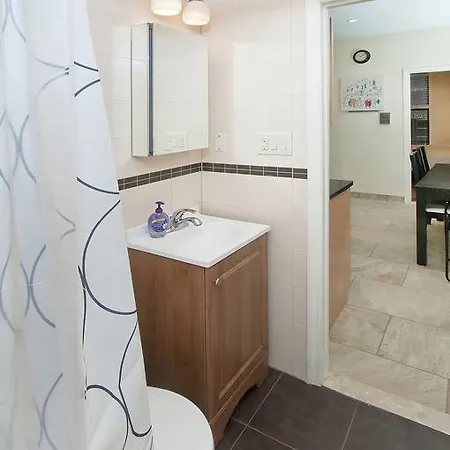 Cozy Two Bedrooms Near Times Sq - Nyc * New York