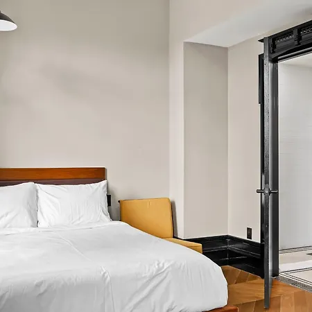 Freeman 701 By Rove Travel - With Shared Amenities * New York