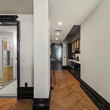Freeman 1101 By Rove Travel - With Shared Amenities * New York