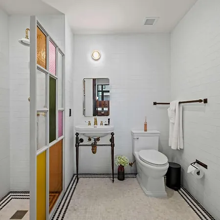 Holiday home Freeman 1101 By Rove Travel - With Shared Amenities