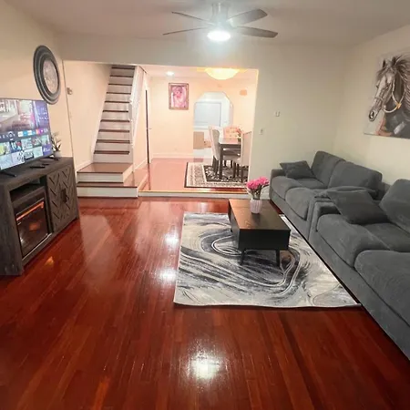 Amazing Private Single Family House * New York