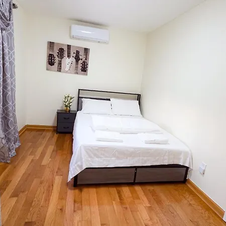 Amazing Private Single Family House * New York