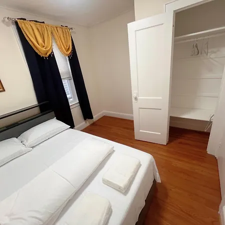 Holiday home Amazing Private Single Family House