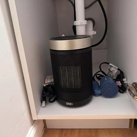 With Kitchen In Chelsea - Shared Bathroom - 3rd Floor Walk-up * New York