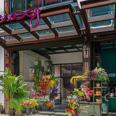 Hotel Moxy Nyc Chelsea 3*
