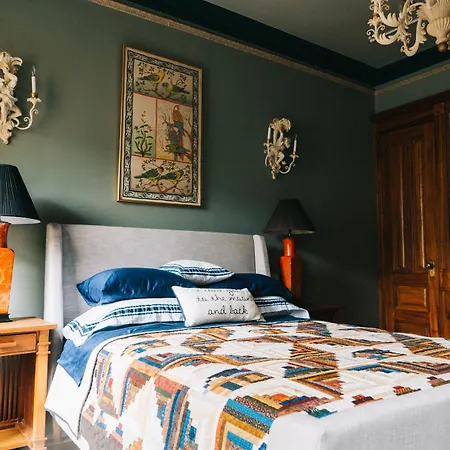 Bed & Breakfast Northern Lights Mansion 4*