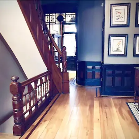 Northern Lights Mansion Bed & Breakfast 4*