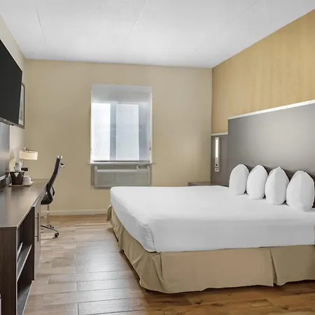 Western Jamaica Hotel