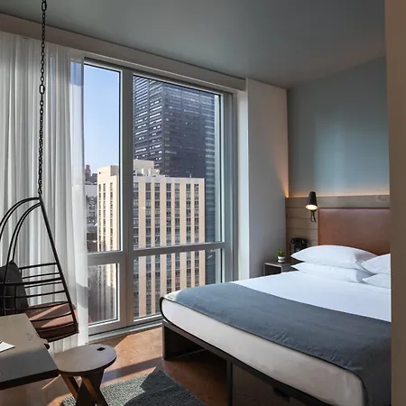Moxy Nyc Downtown Hotel 3*