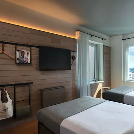 Moxy Nyc Downtown Hotel 3*