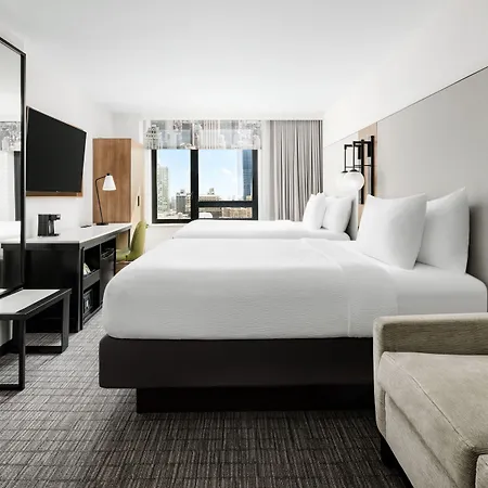 Fairfield & By Marriott Manhattan/times Square South