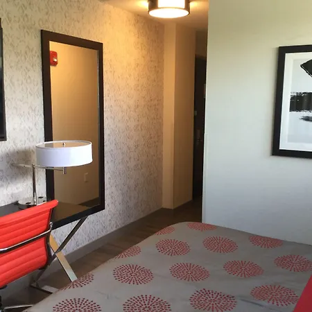 Hotel Ramada By Wyndham Bronx Terminal New York