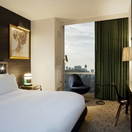Renaissance Chelsea Hotel