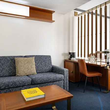 Le Meridien New York, Park