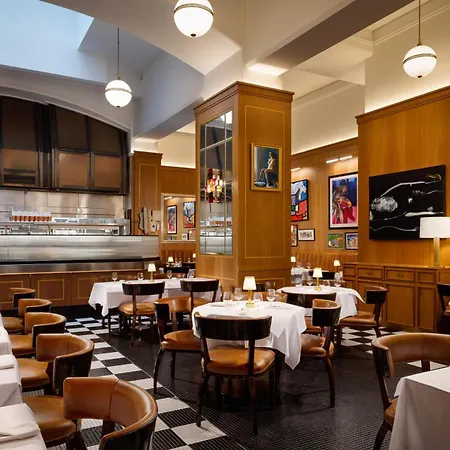Le Meridien New York, Park 5*