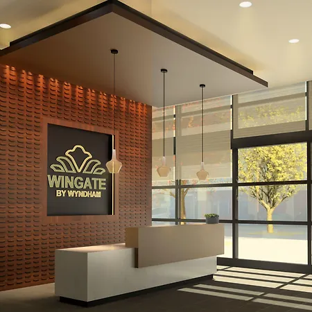 Hotel Wingate By Wyndham Long Island 3*