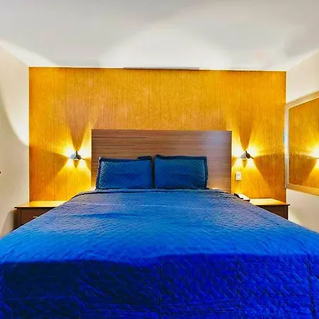 Casa Blanca Brooklyn Downtown Hotel New York