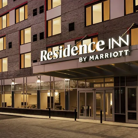 By Marriott Jfk Airport 3* New York