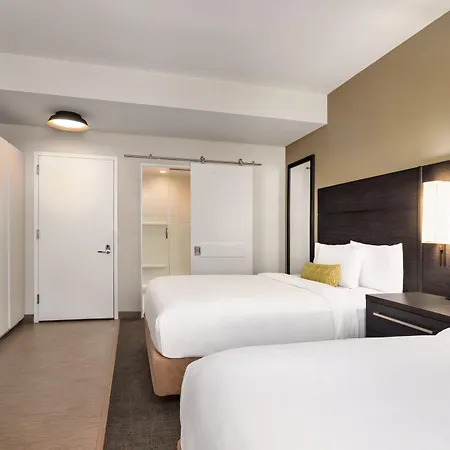 By Marriott Jfk Airport Hotel