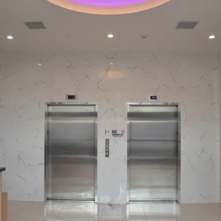 Lic Plaza 3* New York