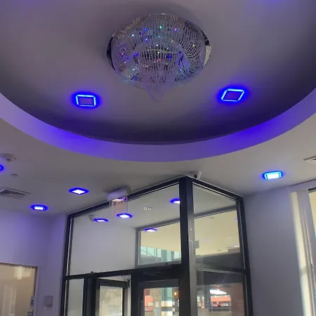 East Hotel 2*
