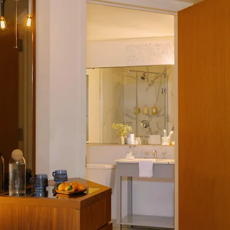 Henri On 24 Chelsea, Sonder By Marriott Bonvoy *