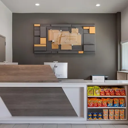 Express & Bronx - Zoo Area By Ihg 2* New York