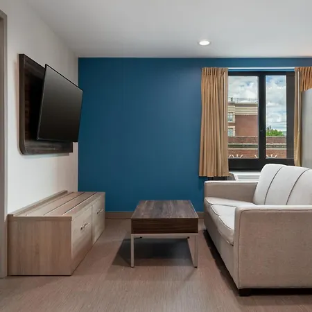 Hotel Express & Bronx - Zoo Area By Ihg