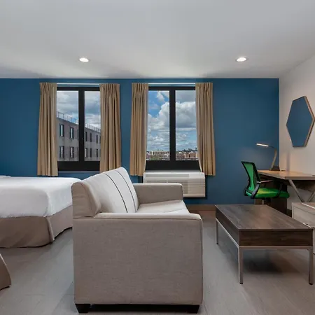 Express & Bronx - Zoo Area By Ihg