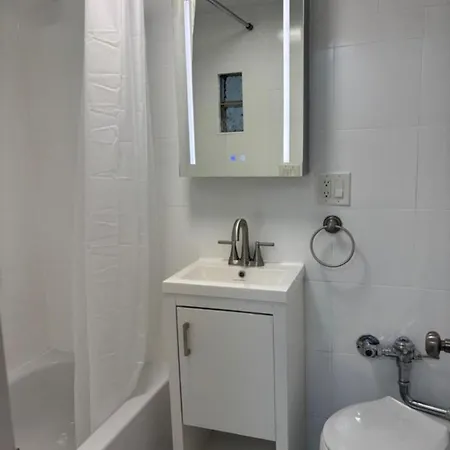 Oasis Retreat - Cozy In Union Square Apartment New York